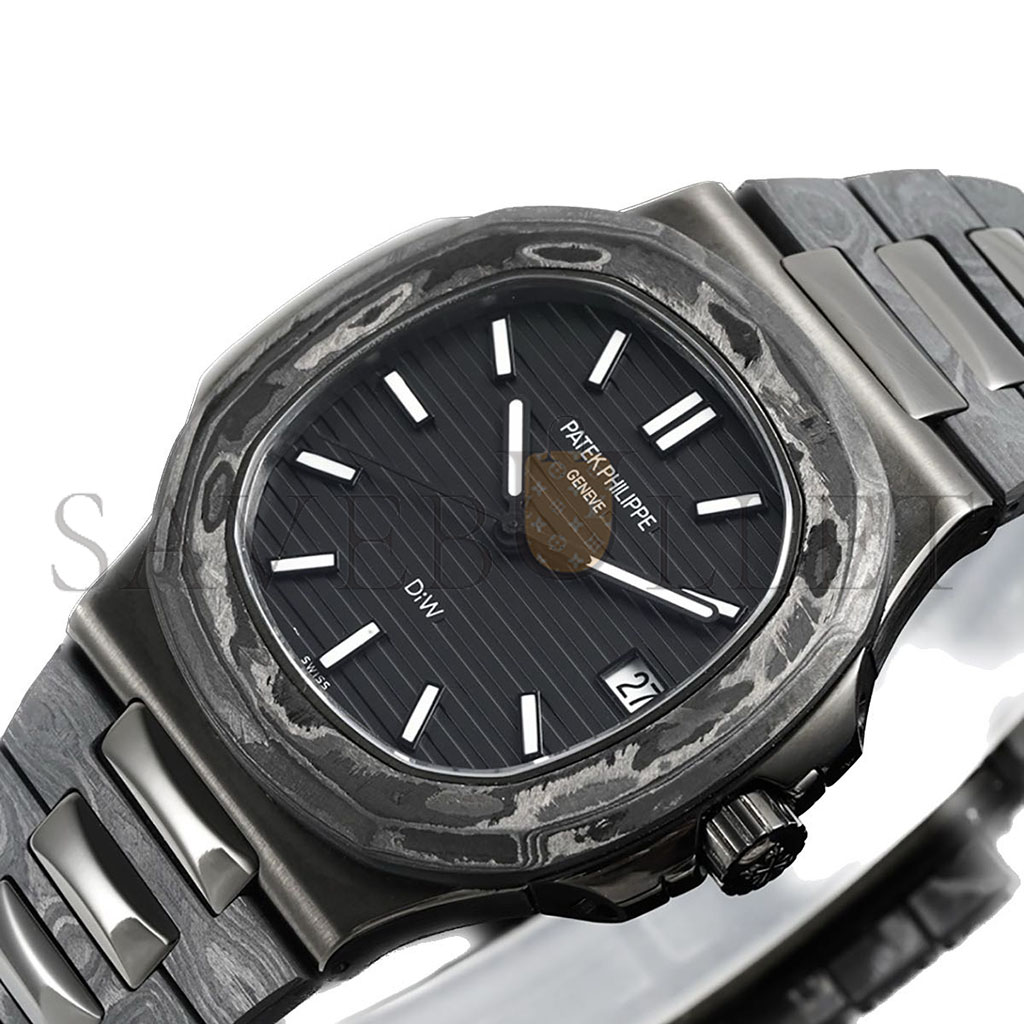 PATEK PHILIPPE DIW CARBON NAUTILUS“BLACK GRAIL” 40MM WATCH 5711/1A